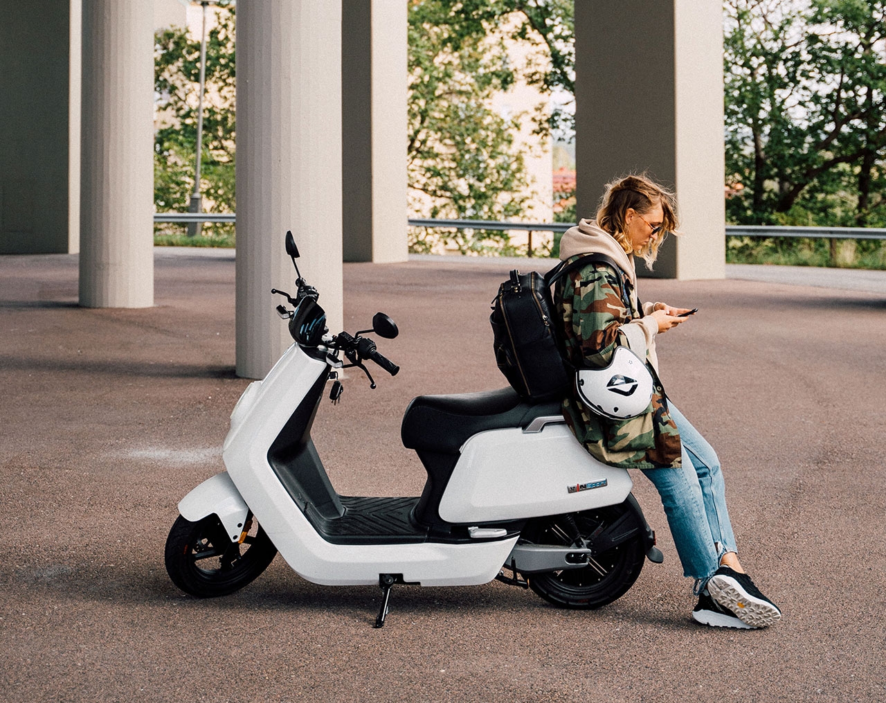 Niu Nqi Sport Standard Range 45km/h Vit Elmoped